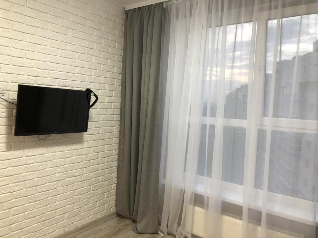 Квартира Парковые Озера Apartment Kiev Exterior foto