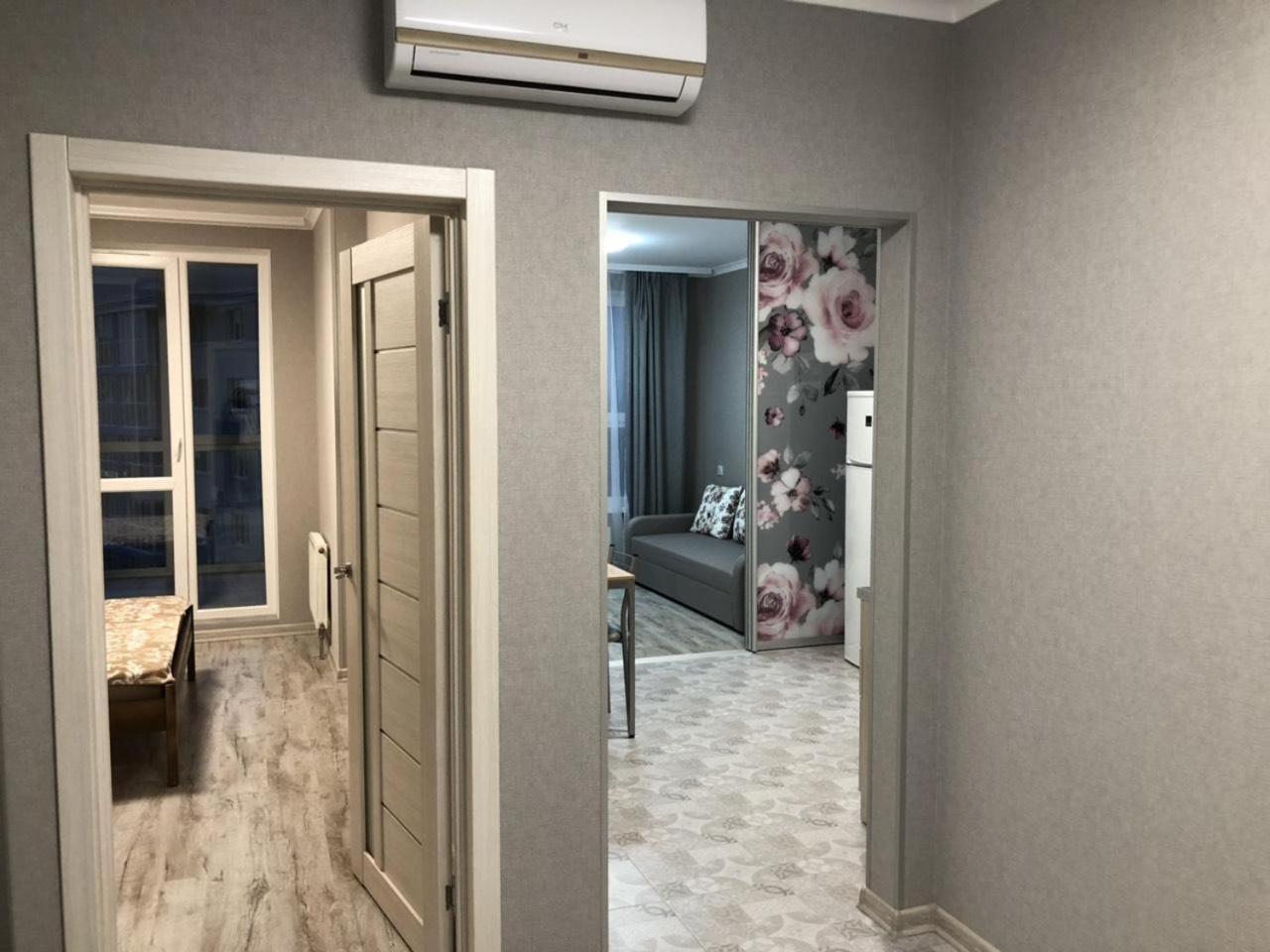 Квартира Парковые Озера Apartment Kiev Exterior foto