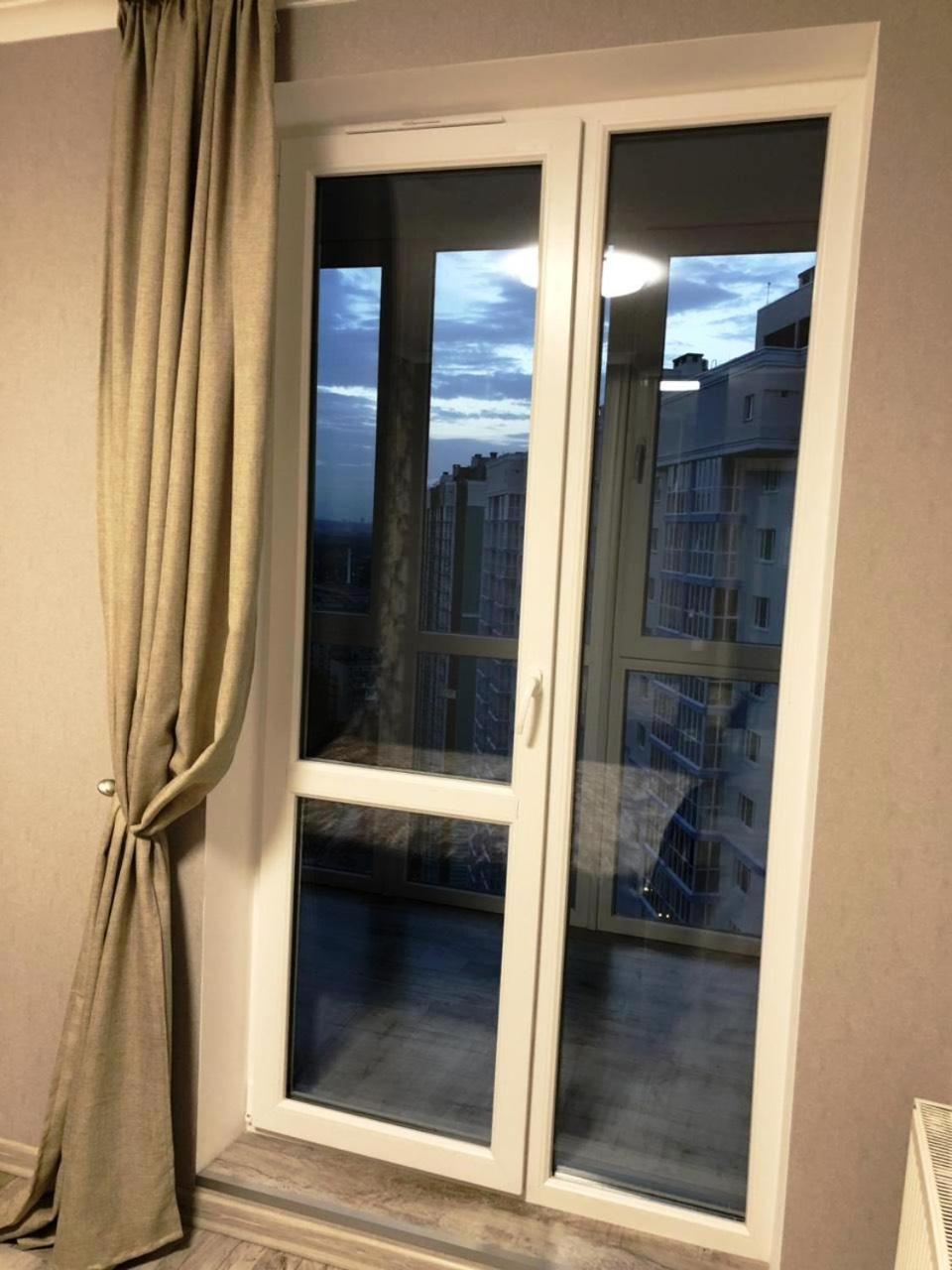 Квартира Парковые Озера Apartment Kiev Exterior foto